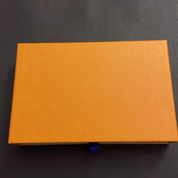 Louis Vuitton Box - Picture 4 of 4